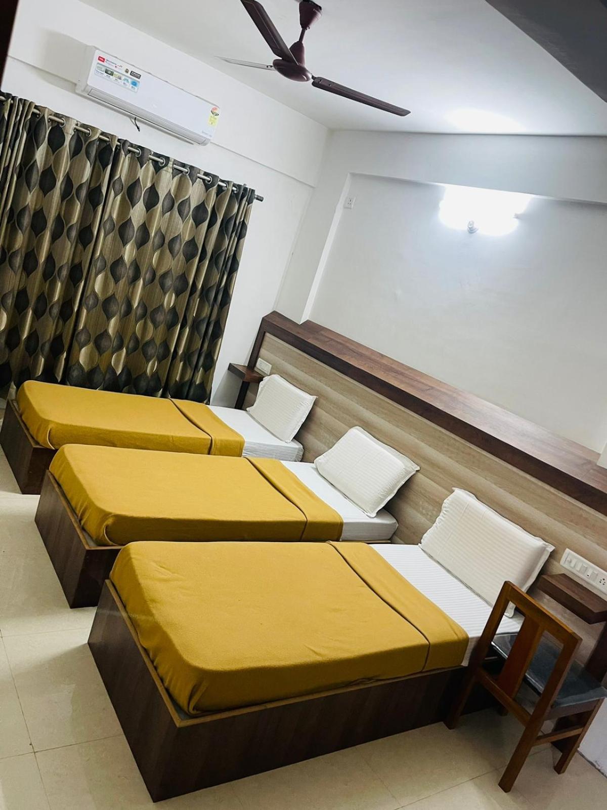 העיר בנגלור B Six Hotel מראה חיצוני תמונה