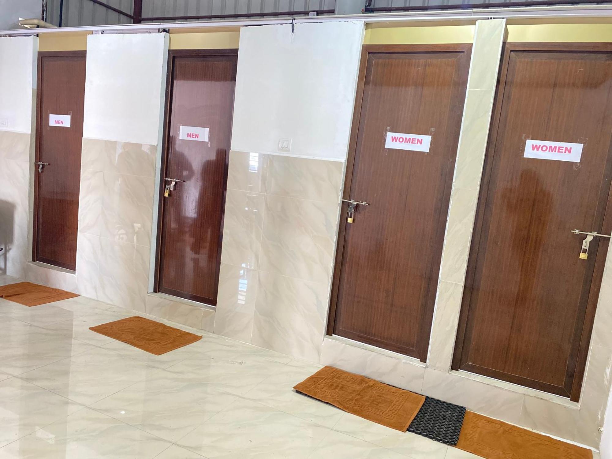 העיר בנגלור B Six Hotel מראה חיצוני תמונה