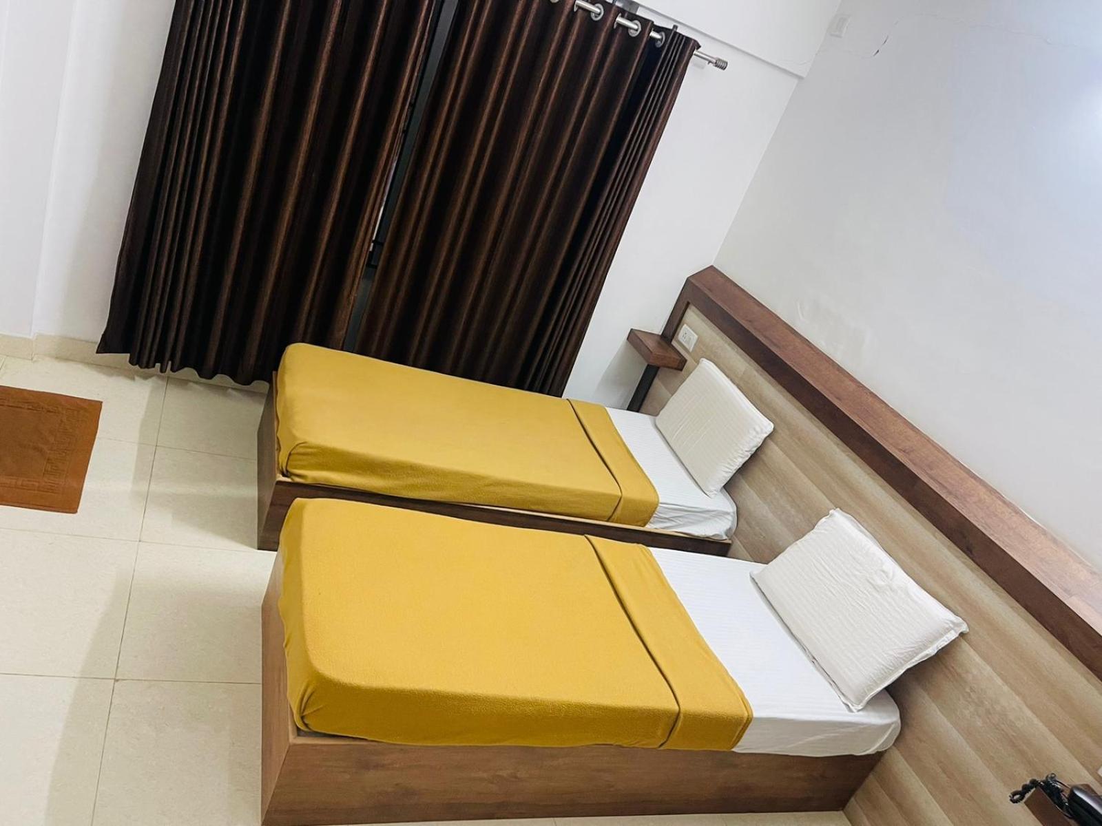 העיר בנגלור B Six Hotel מראה חיצוני תמונה
