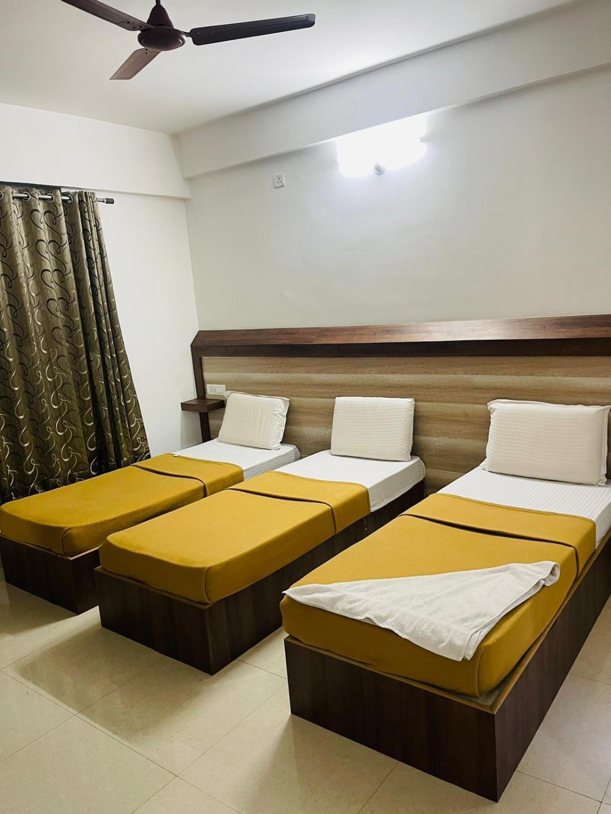 העיר בנגלור B Six Hotel מראה חיצוני תמונה
