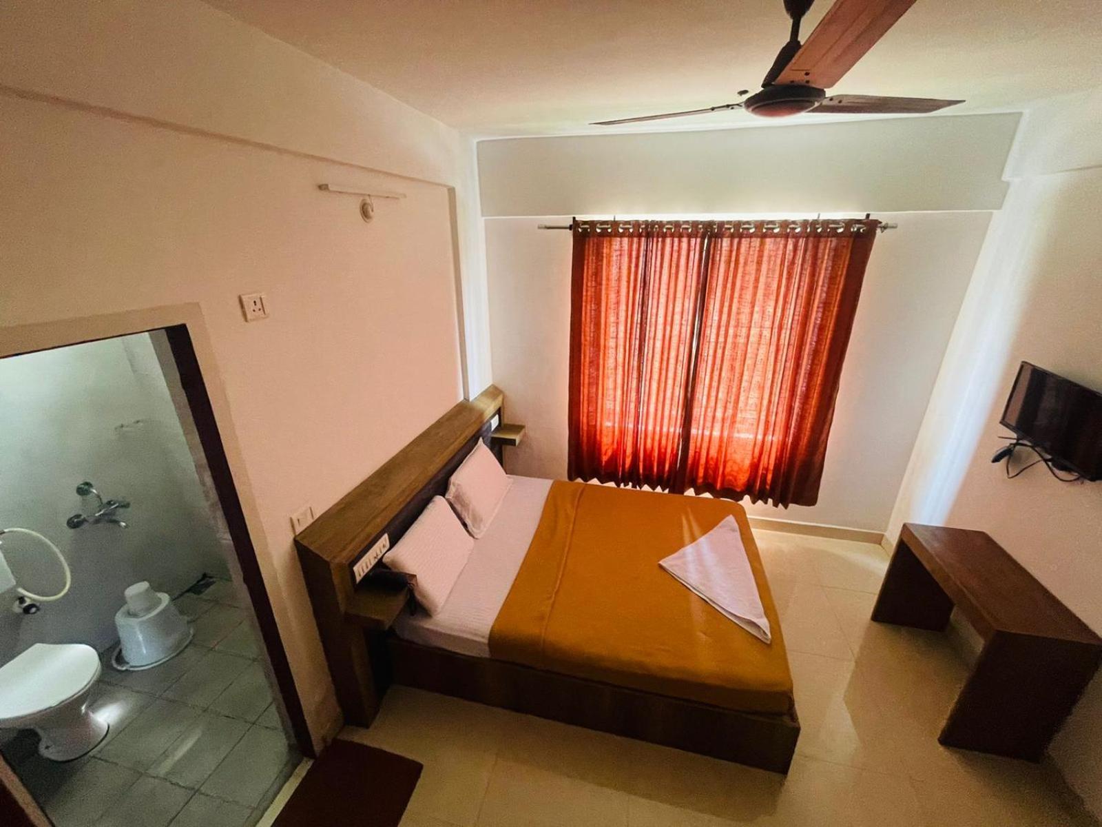 העיר בנגלור B Six Hotel מראה חיצוני תמונה