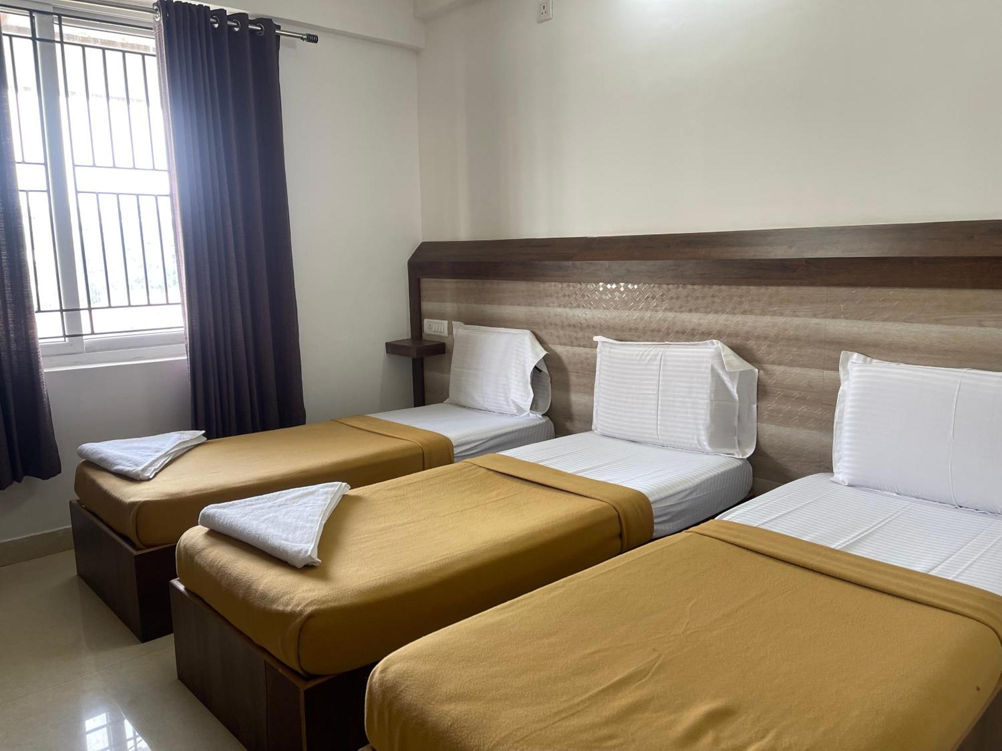 העיר בנגלור B Six Hotel מראה חיצוני תמונה