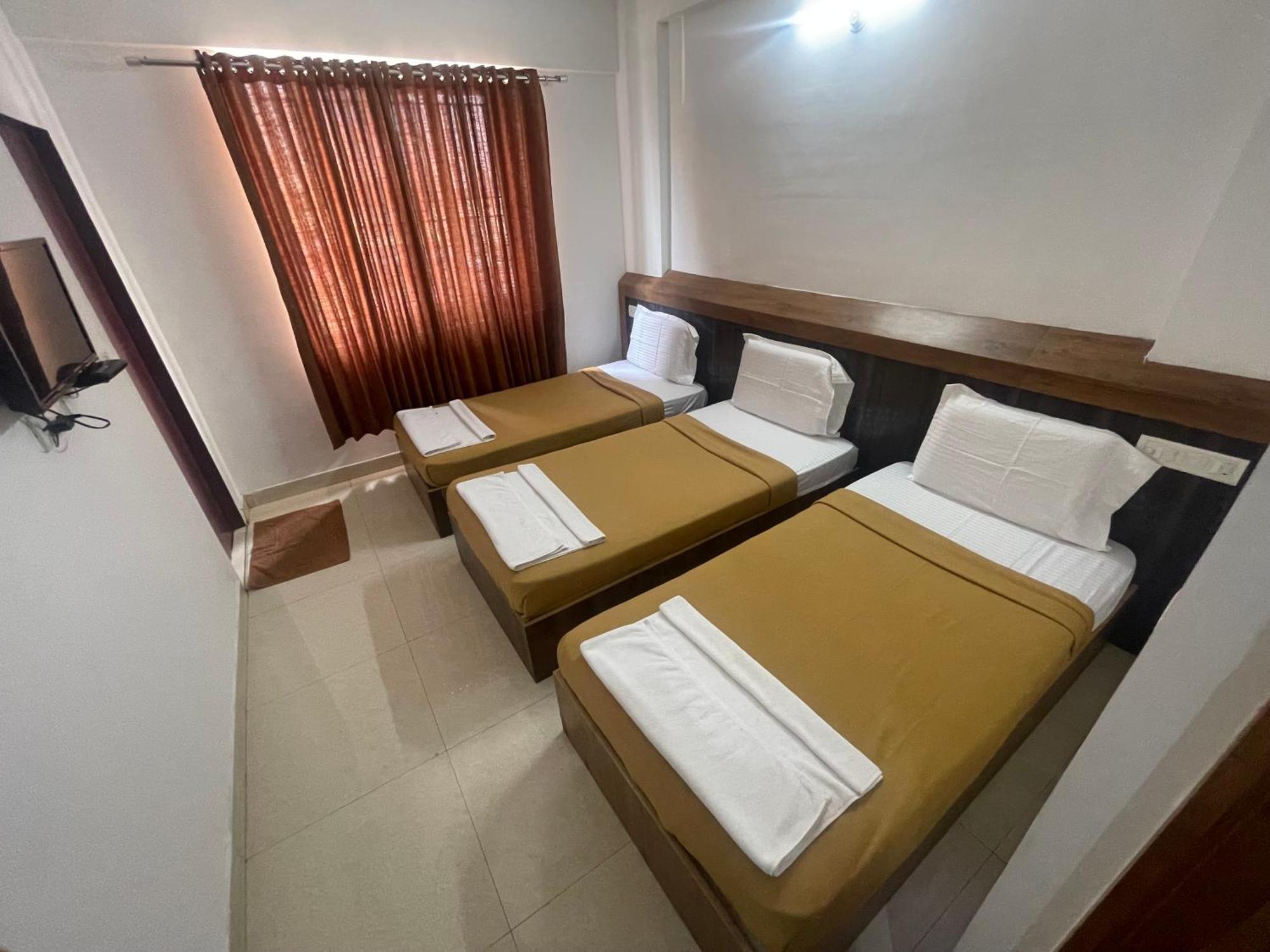 העיר בנגלור B Six Hotel מראה חיצוני תמונה